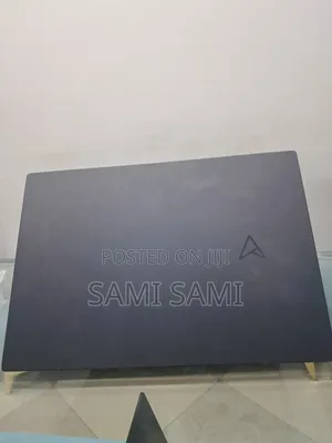 Photo - New Laptop Asus ZenBook UX305FA 16GB AMD Ryzen 5 SSD 512GB