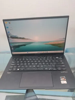 New Laptop Asus ZenBook UX305FA 16GB AMD Ryzen 5 SSD 512GB