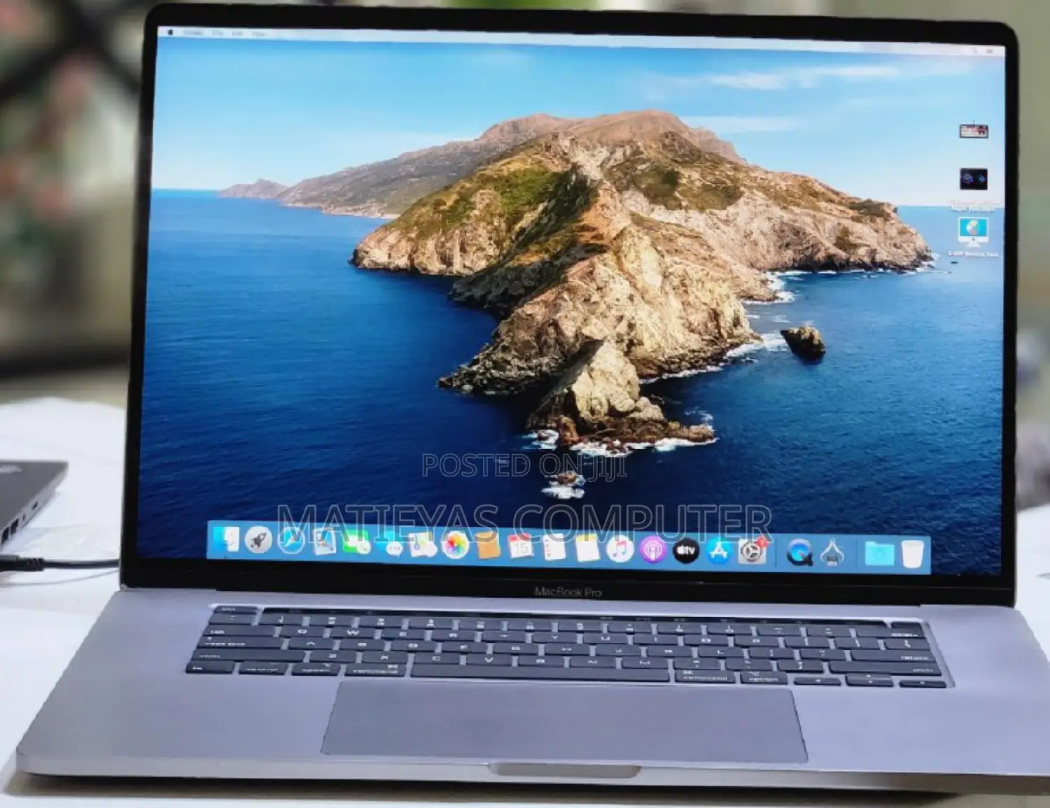New Laptop Apple MacBook Pro 2019 32GB Intel Core I9 SSD 1T