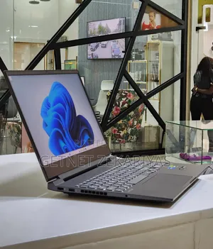 New Laptop HP Omen 16 16GB Intel Core I7 SSD 1T