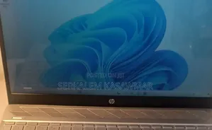 New Laptop HP Pavilion 15 12GB Intel Core I5 SSD 256GB