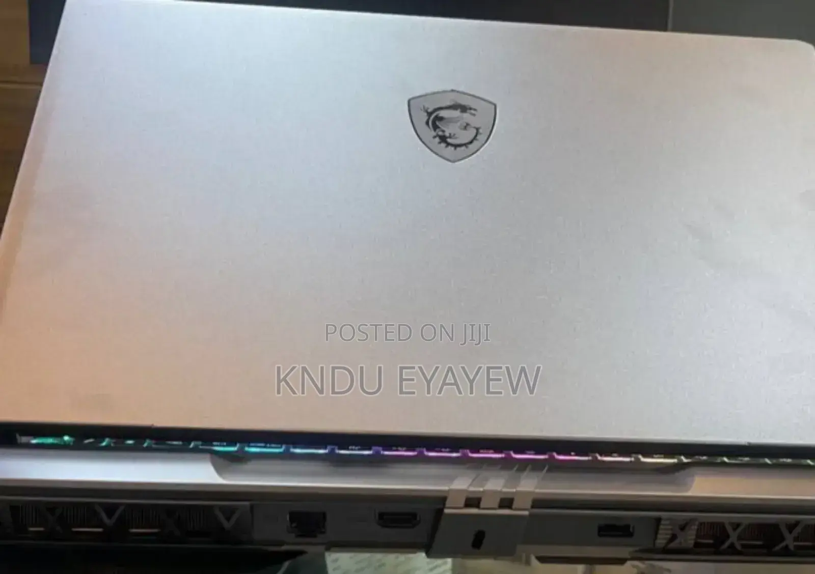 New Laptop MSI Vector 17 HX AI A2XWJG 16GB Intel Core Ultra 7 SSD 1T