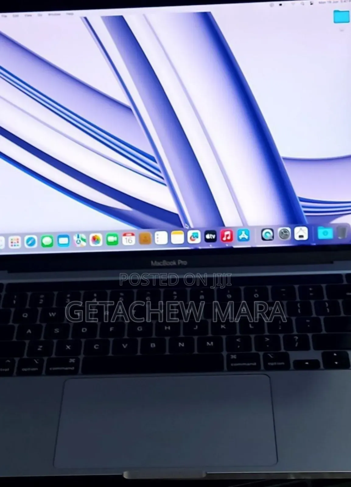 New Laptop Apple MacBook Pro M1 8GB Intel Core I5 SSD 256GB