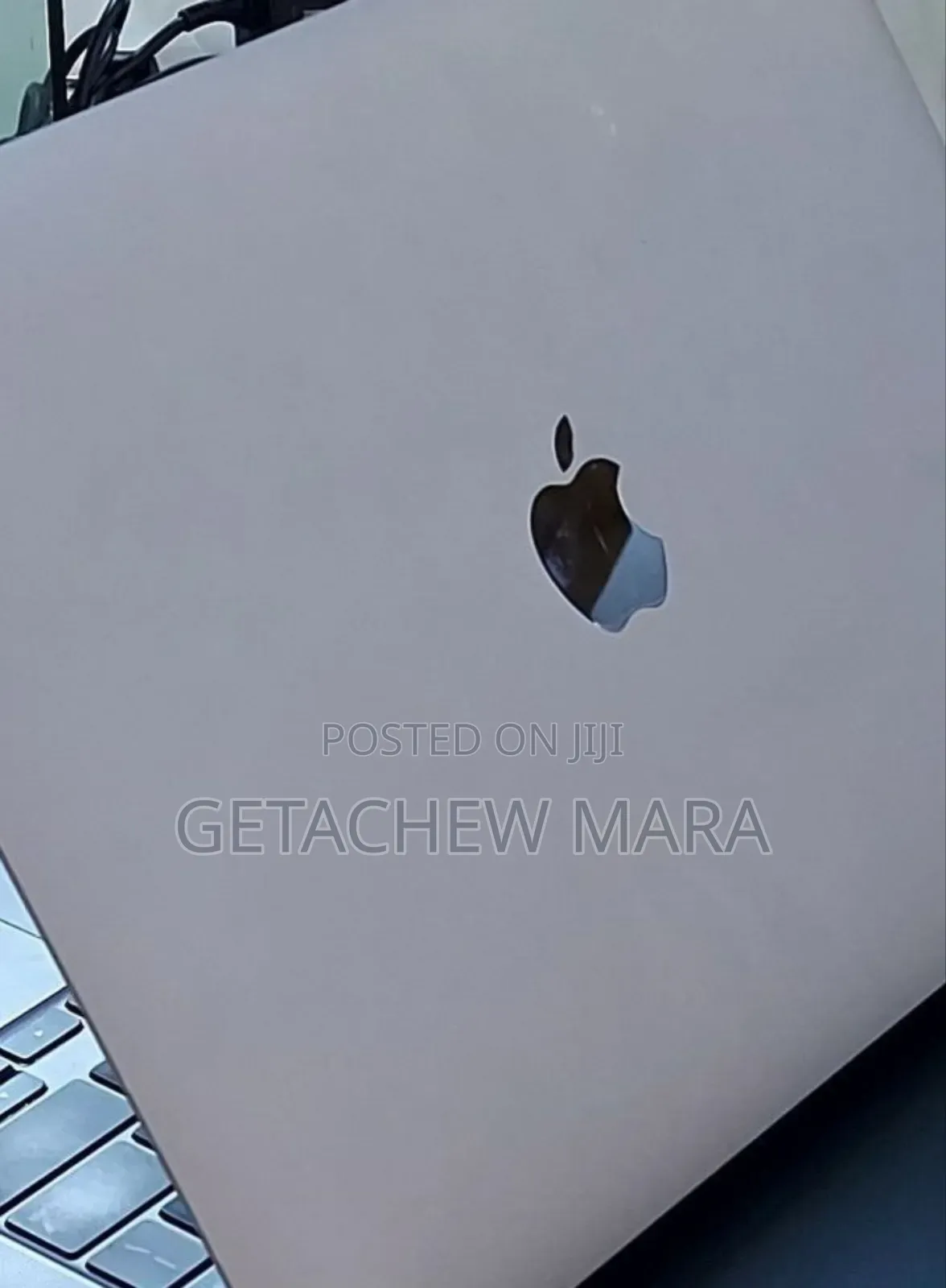 New Laptop Apple MacBook Pro M1 8GB Intel Core I5 SSD 256GB