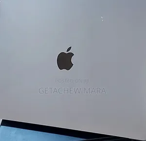 New Laptop Apple MacBook Pro M1 8GB Intel Core I5 SSD 256GB