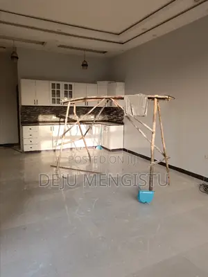 5bdrm Villa in ሰሚት, Bole for rent