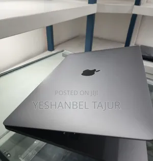 New Laptop Apple MacBook Pro 2019 8GB Intel Core I5 SSD 256GB