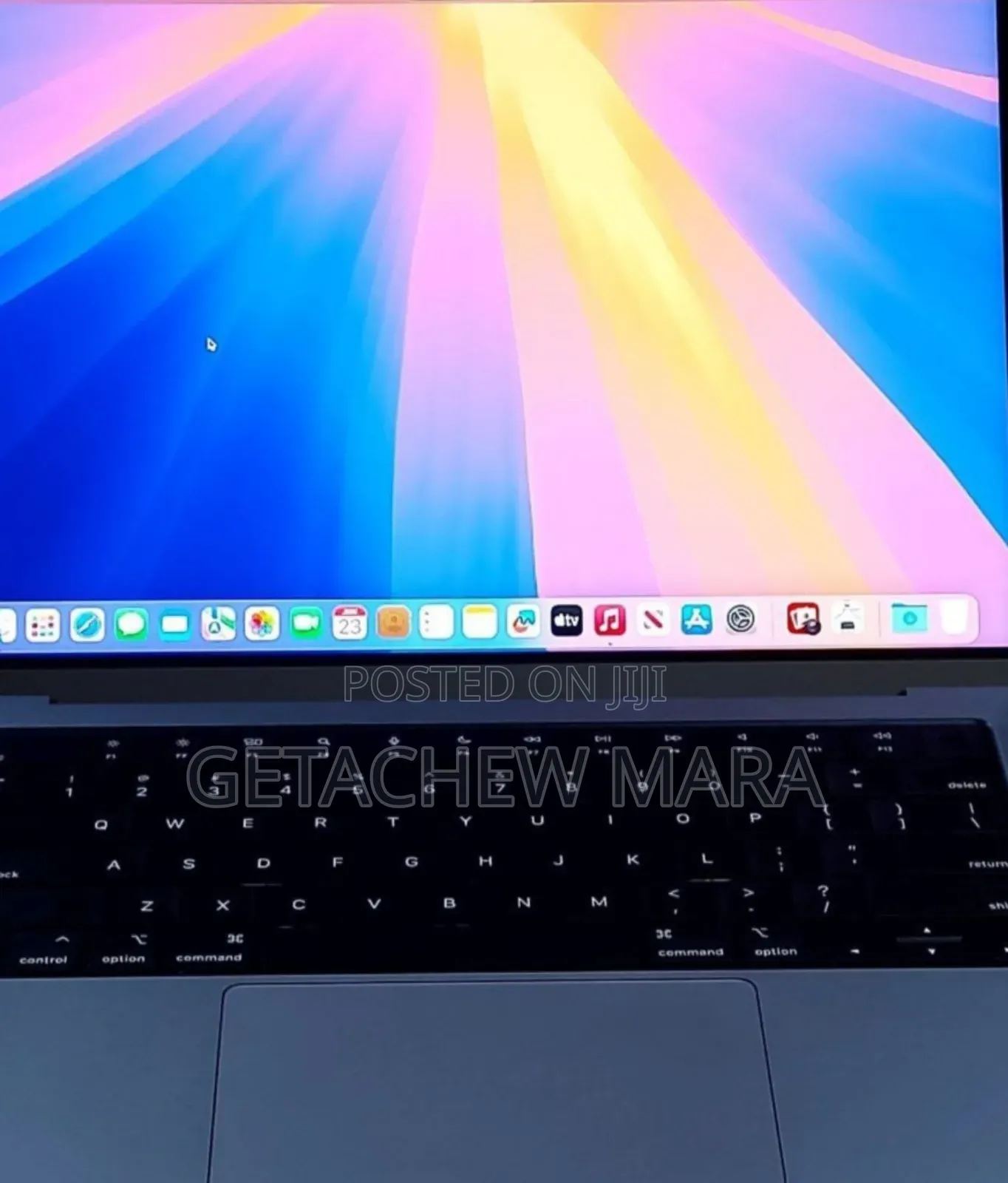 New Laptop Apple MacBook Pro M1 16GB Apple M1 Pro SSD 1T