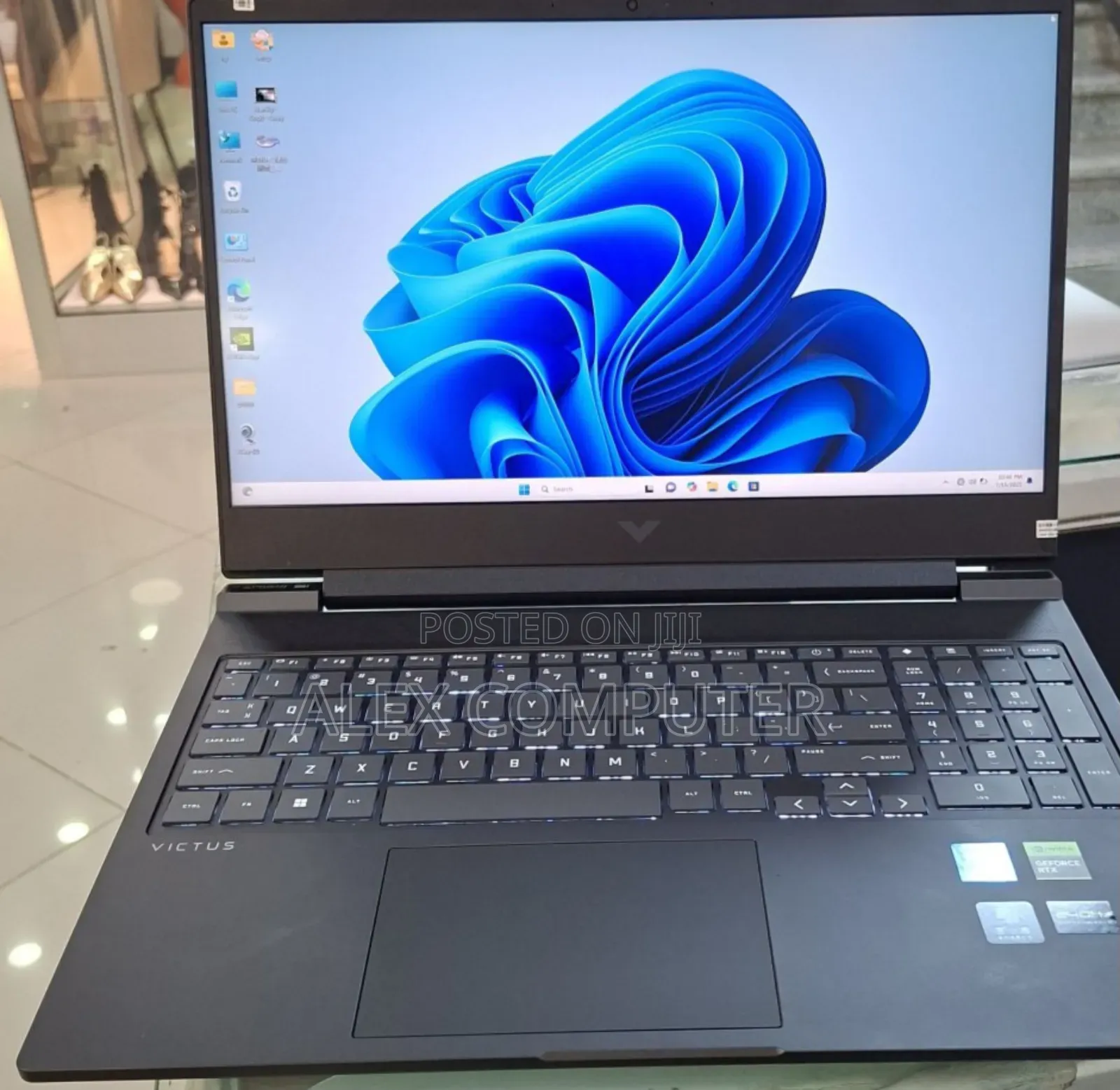 New Laptop HP Victus 16 16GB Intel Core I7 SSD 1T
