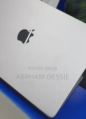 New Laptop Apple MacBook Pro 2021 M1 32GB Intel Core I9 SSD 512GB