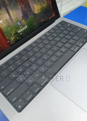 New Laptop Apple MacBook Pro 2021 M1 32GB Apple M1 Pro SSD 2T