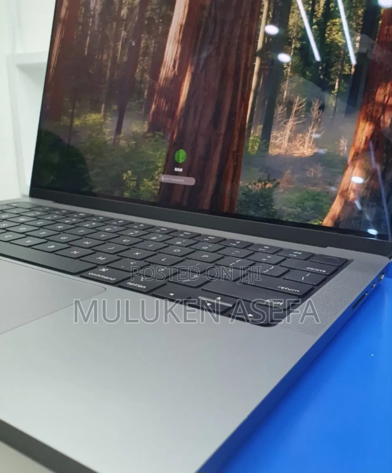 New Laptop Apple MacBook Pro M1 32GB Apple M1 Pro SSD 1T