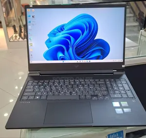 New Laptop HP Victus 16 16GB Intel Core I7 SSD 512GB