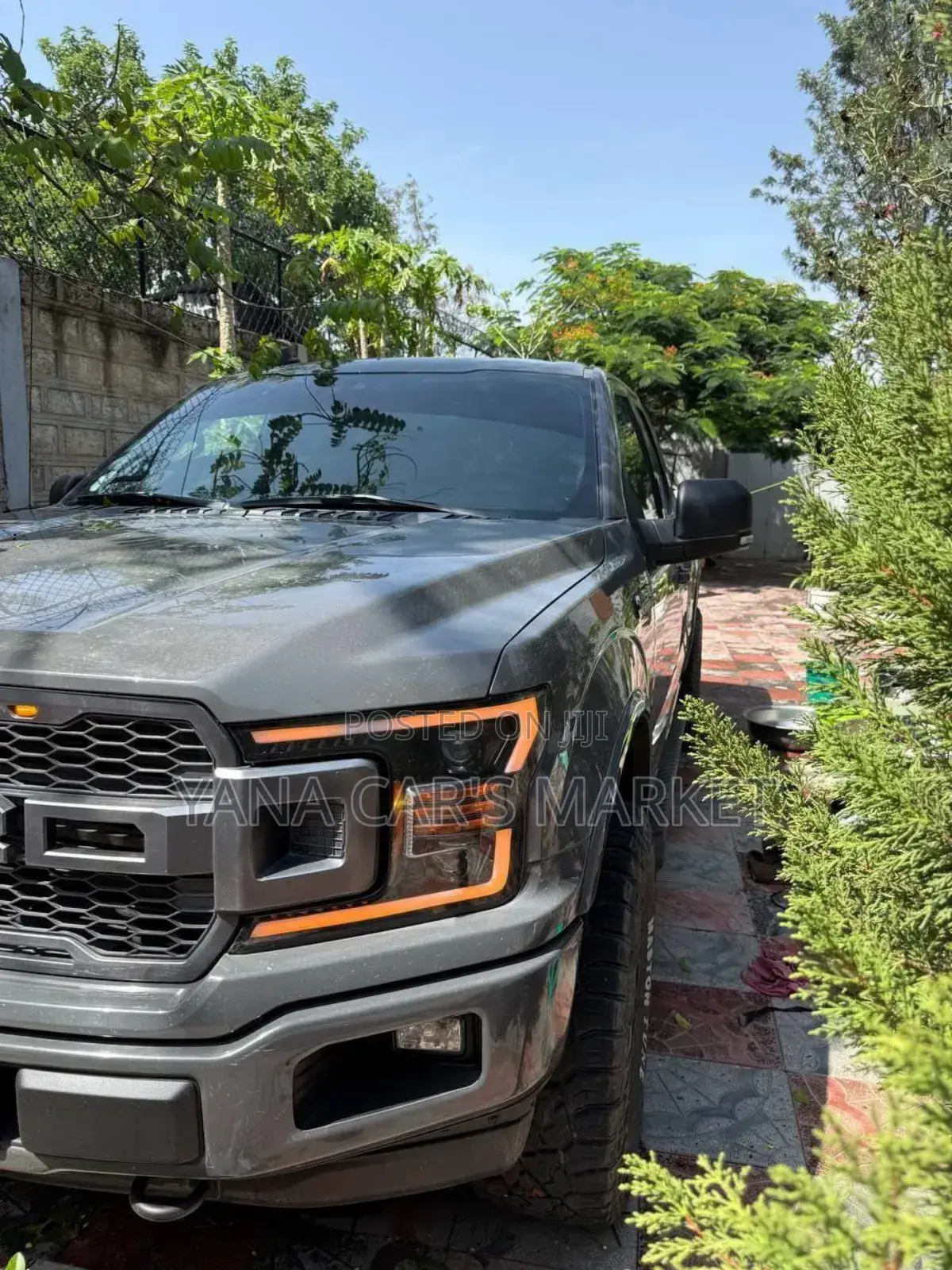 Ford F-150 2020 Gray