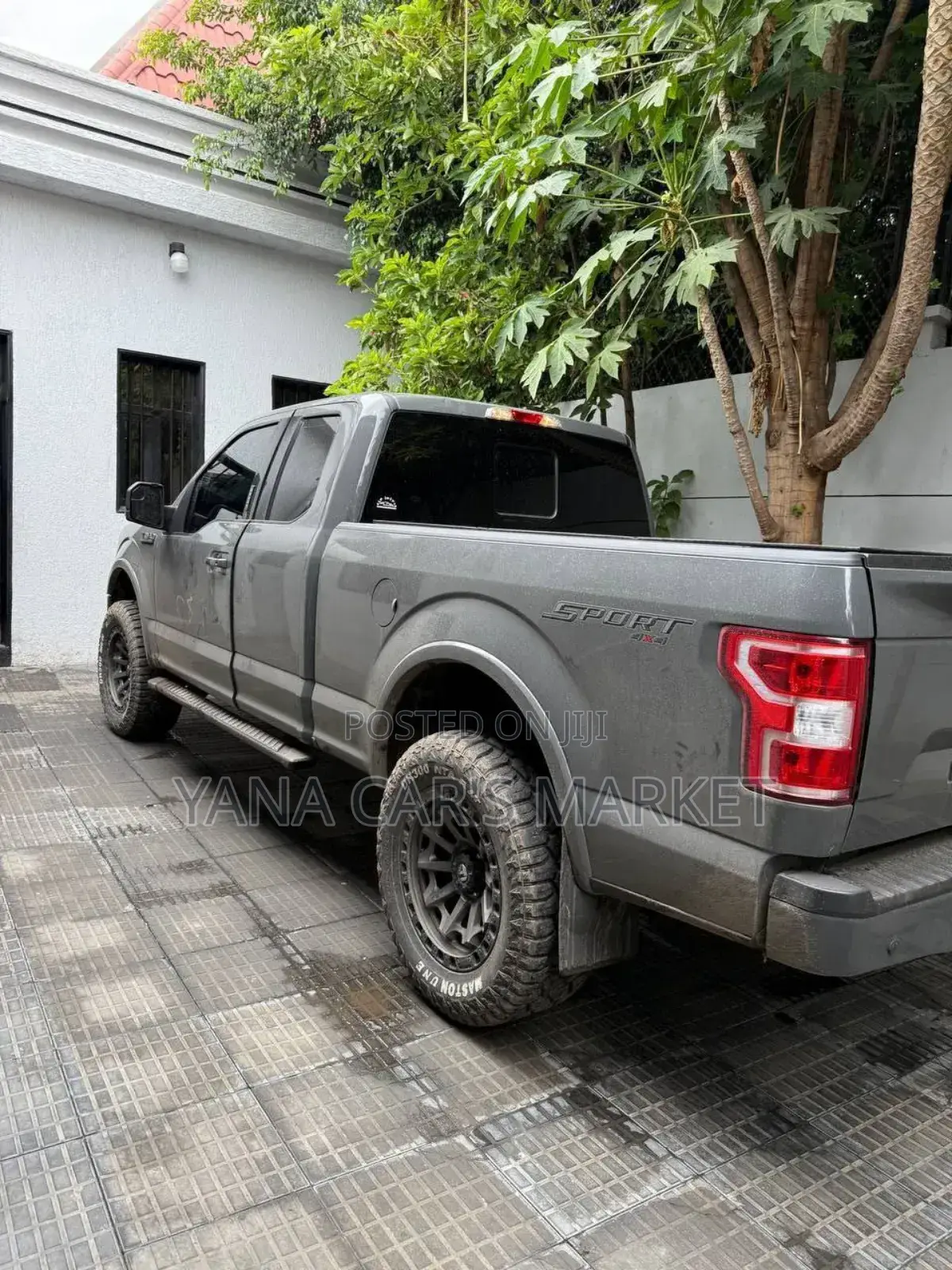 Ford F-150 2020 Gray