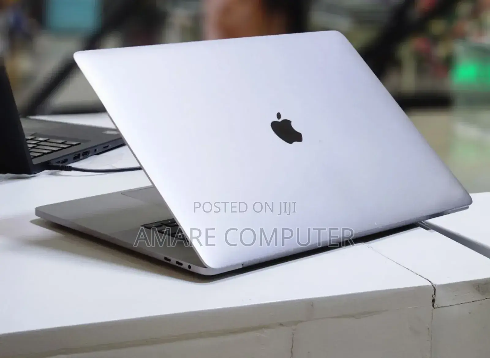 New Laptop Apple MacBook Pro 2019 32GB Intel Core I9 SSD 1T