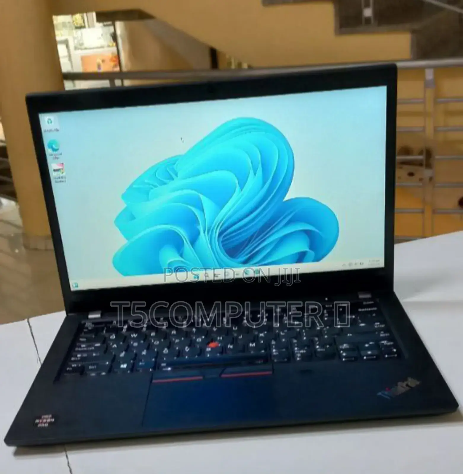 New Laptop Lenovo ThinkPad T495s 16GB AMD Ryzen 7 SSD 512GB