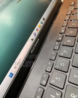 New Laptop Asus ZenBook 13 UX331UN 16GB AMD Ryzen 5 SSD 512GB