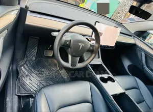 Tesla Model Y 75D kWh Long Range AWD 2022 Black