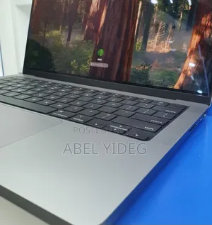 New Laptop Apple MacBook Pro 32GB Apple M1 Pro SSD 2T