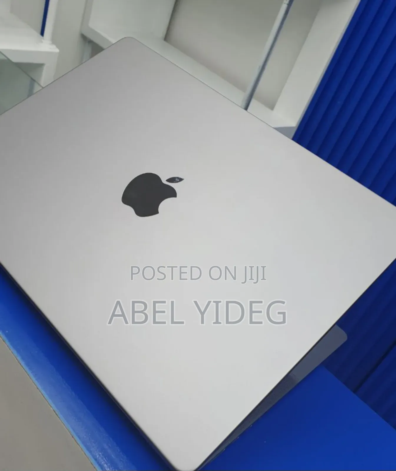 New Laptop Apple MacBook Pro 32GB Apple M1 Pro SSD 2T