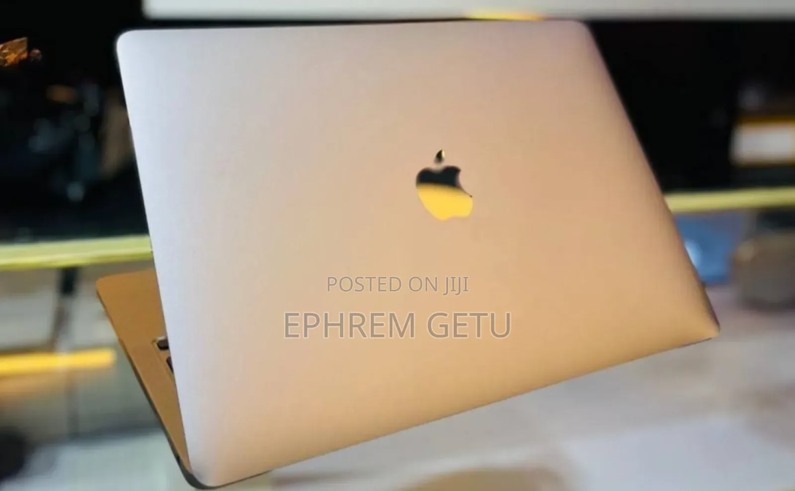 New Laptop Apple MacBook Pro M1 8GB Apple M1 Pro SSD 256GB