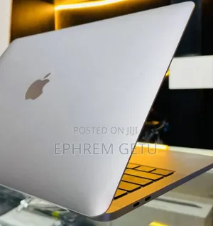 New Laptop Apple MacBook Pro M1 8GB Apple M1 Pro SSD 256GB