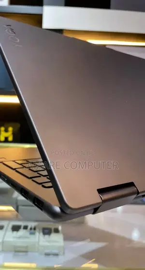 New Laptop Lenovo Yoga 7i 16GB Intel Core Ultra 7 SSD 1T