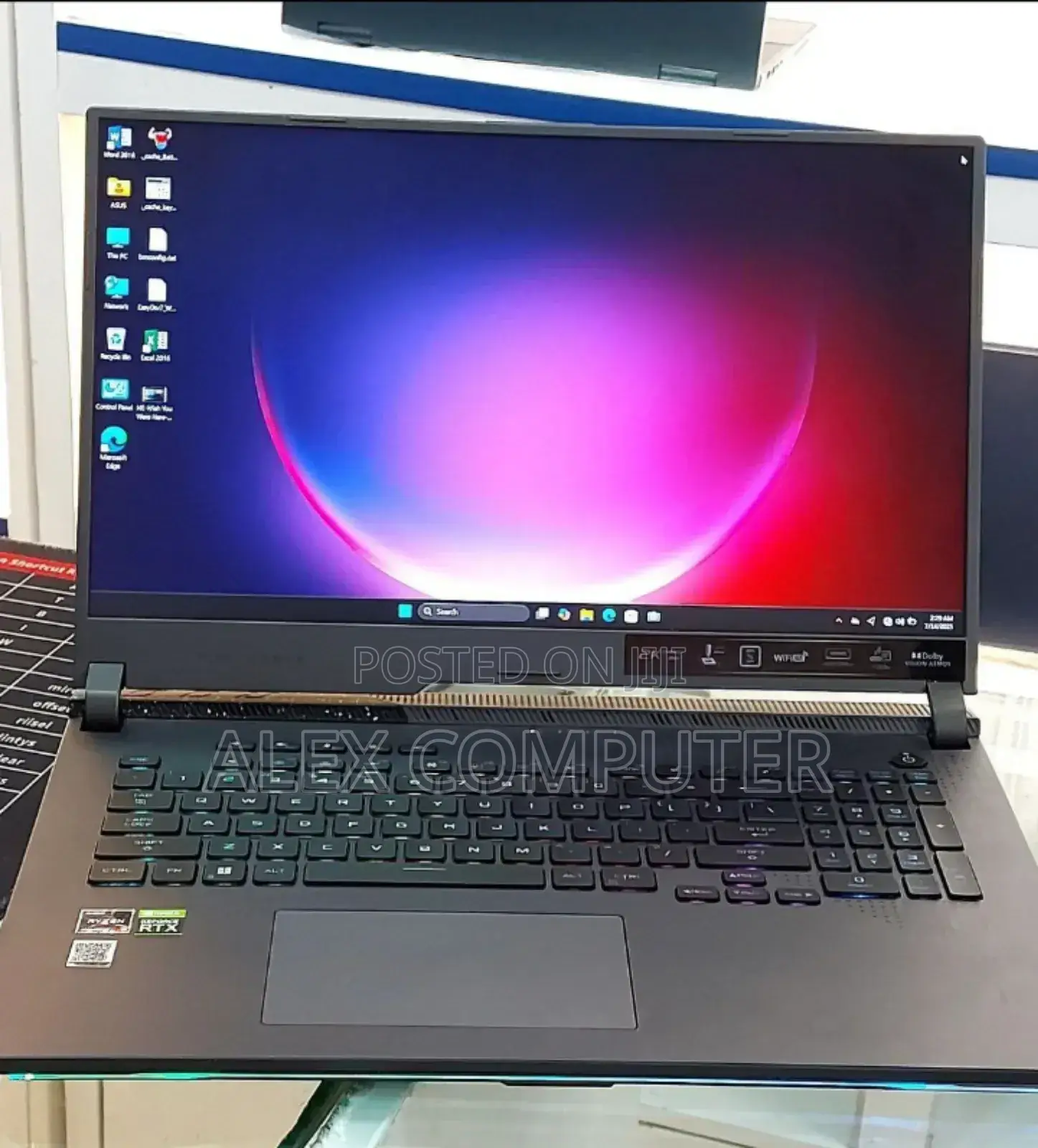 New Laptop Asus ROG Strix G17 16GB AMD Ryzen 9 SSD 1T