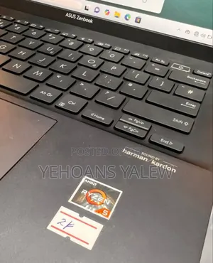 New Laptop Asus 16GB AMD Ryzen 5 SSD 512GB