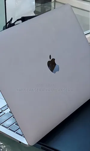 New Laptop Apple MacBook Pro 2023 M2 8GB Apple M2 SSD 256GB