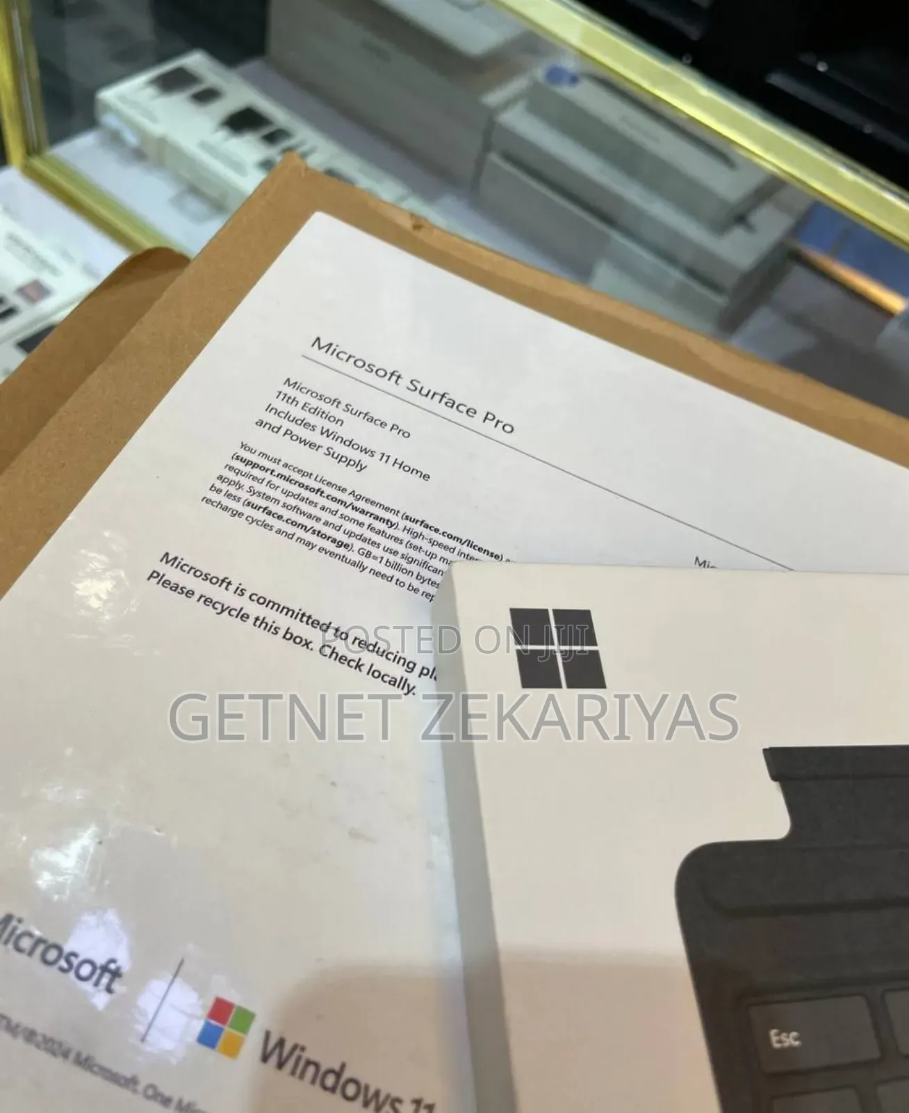 New Microsoft Surface Pro 16GB Qualcomm Snapdragon X Plus SSD 512GB