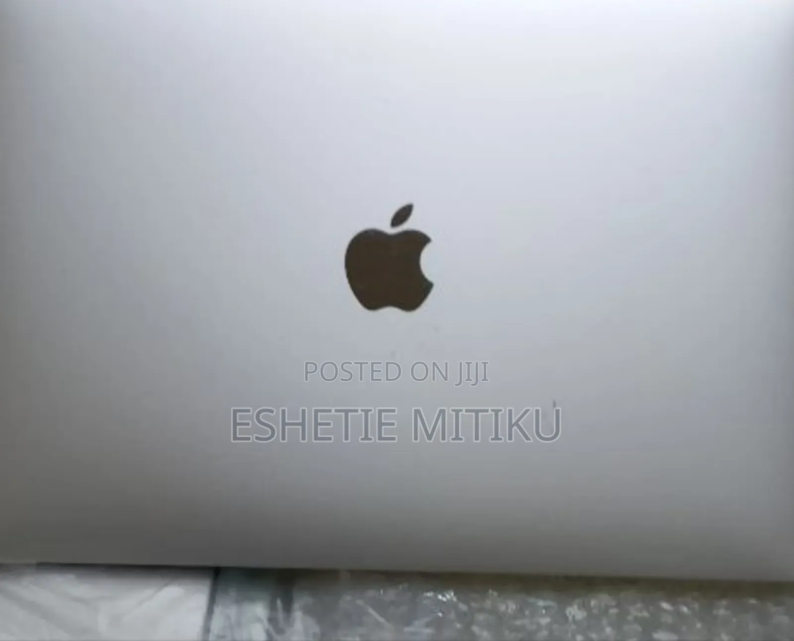 New Laptop Apple MacBook Pro 2017 8GB Intel SSD 512GB