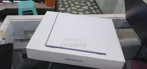 New Laptop Apple MacBook Air 2025 M4 13-Inch 16GB Apple M4 SSD 256GB