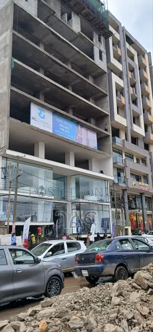 ታላቅ ቅናሽ ቦሌ መደሃኒያለም ጋር ያወጣነው የ40% Discount ሊጠናቀቅ 1ሱቅ ብቻ ቀረን