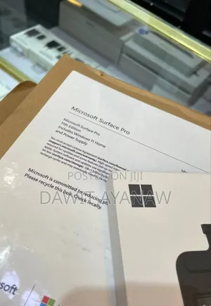 Photo - New Laptop HP 4GB Intel Core I9 SSD 512GB