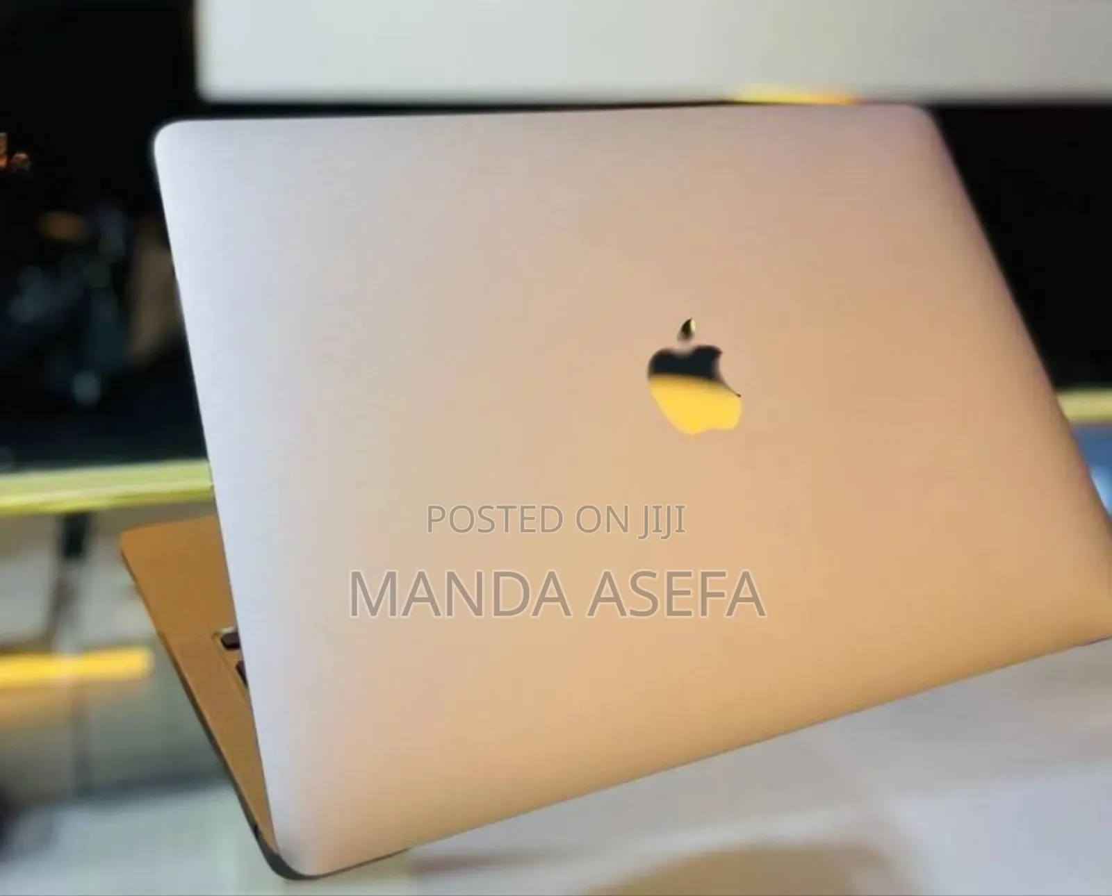 New Laptop Apple MacBook Pro M1 8GB Apple M1 SSD 256GB