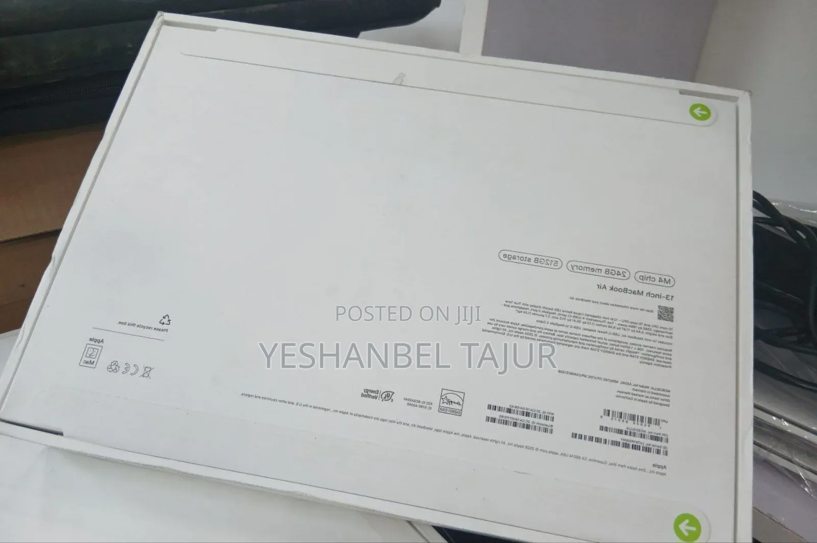 New Laptop Apple MacBook Air 2022 M2 16GB Intel Core I9 SSD 512GB