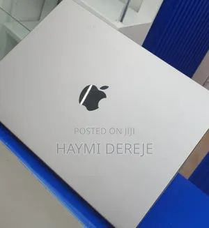 New Laptop Apple MacBook Pro 2019 32GB Intel Core I7 SSD 512GB