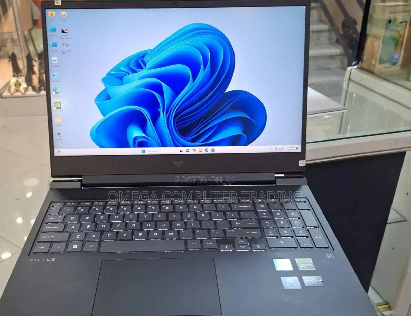 New Laptop HP Victus 16 16GB Intel Core i7 SSD 512GB