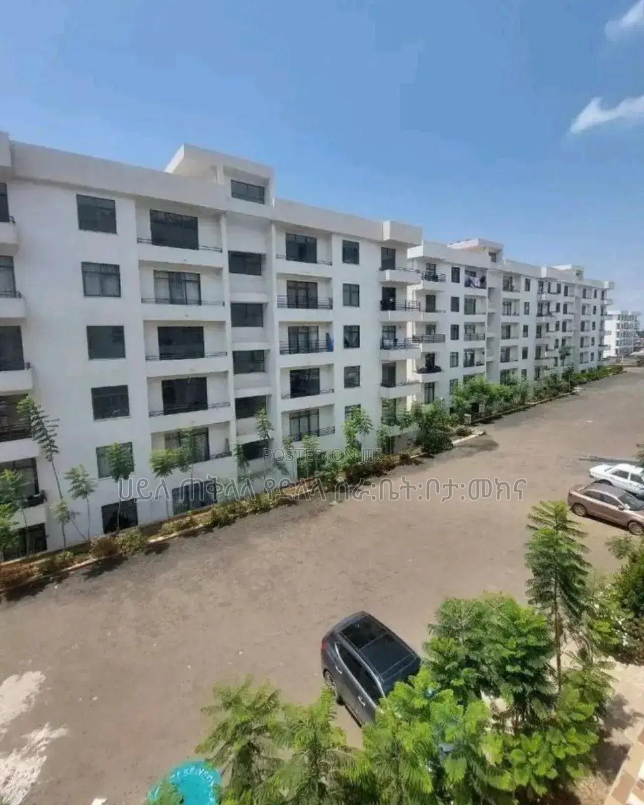 Furnished 3bdrm Apartment in Nohi Real State, Yeka for sale