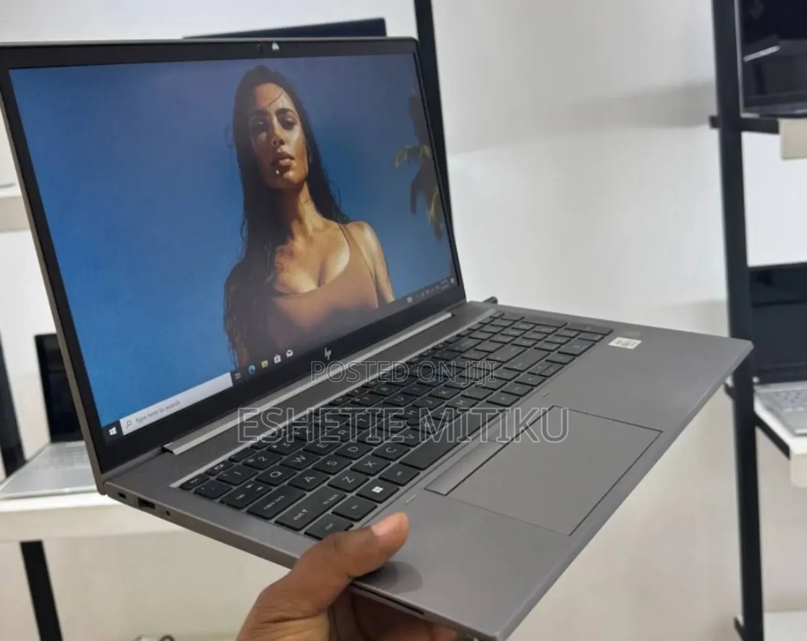 New Laptop HP 16GB Intel Core I7 SSD 512GB