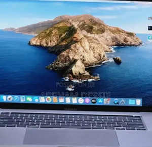 New Laptop Apple MacBook Pro 2019 32GB Intel Core I9 SSD 1T
