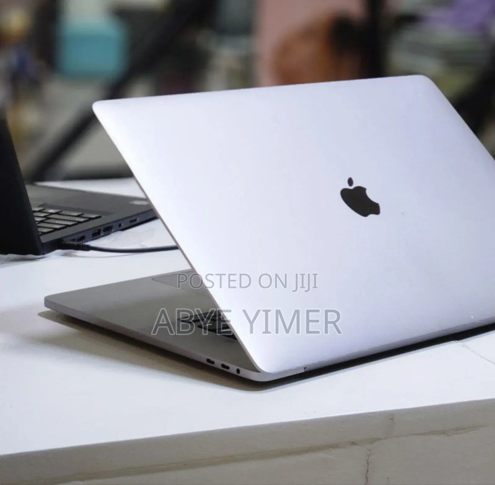 New Laptop Apple MacBook Pro 2019 32GB Intel Core I9 SSD 1T