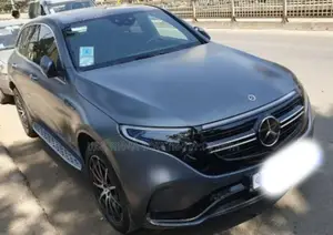 Mercedes-Benz EQC EQC400 4MATIC 2023 Beige