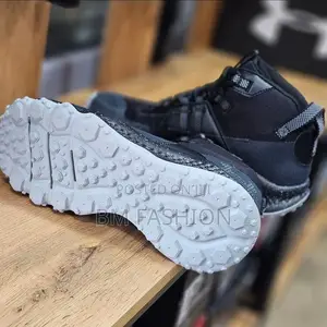 Under Armour Black Charged Mid High Waterproof