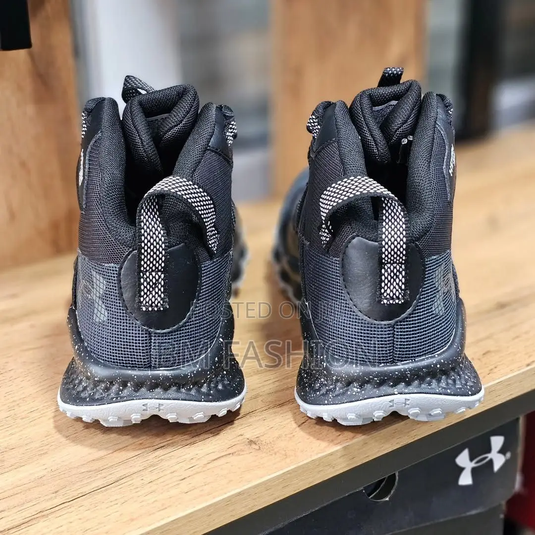 Under Armour Black Charged Mid High Waterproof