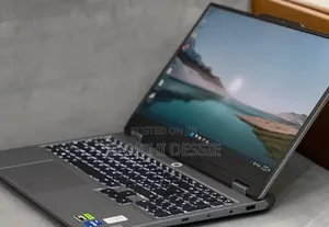 Photo - New Laptop Lenovo LOQ 15ARP9 16GB Intel Core I7 SSD 1T