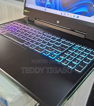 New Laptop Acer Predator Helios 300 16GB Intel Core I9 SSD 1T