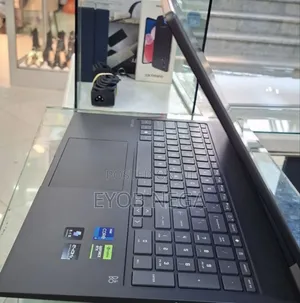 New Laptop HP Victus 16 16GB Intel Core I7 SSD 512GB